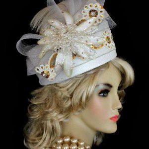 <META NAME="DESCRIPTION" CONTENT="Women's White Gold Sequin Pearl Flower Pillbox Hat